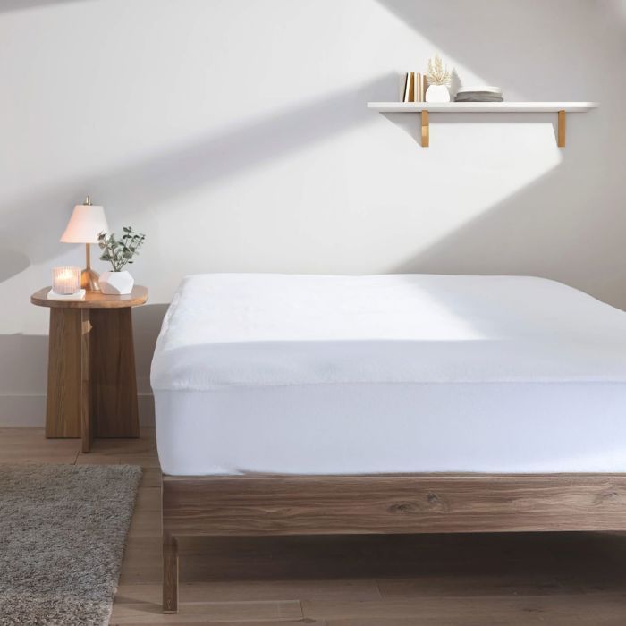 Protège matelas 100% coton anti-acariens 120x200 - SOMEO - Blanc - Someo Protège matelas 100% coton anti-acariens 120x200 - SOMEO - Blanc - Someo