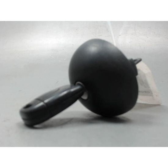 Bouchon De Carburant D'occasion Pour Renault Clio 2 Phase 1 (2000, 1.4i 16V, K4J 712)