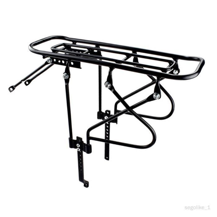 Transporter ses bagages à vélo sur le porte-bagages arrière