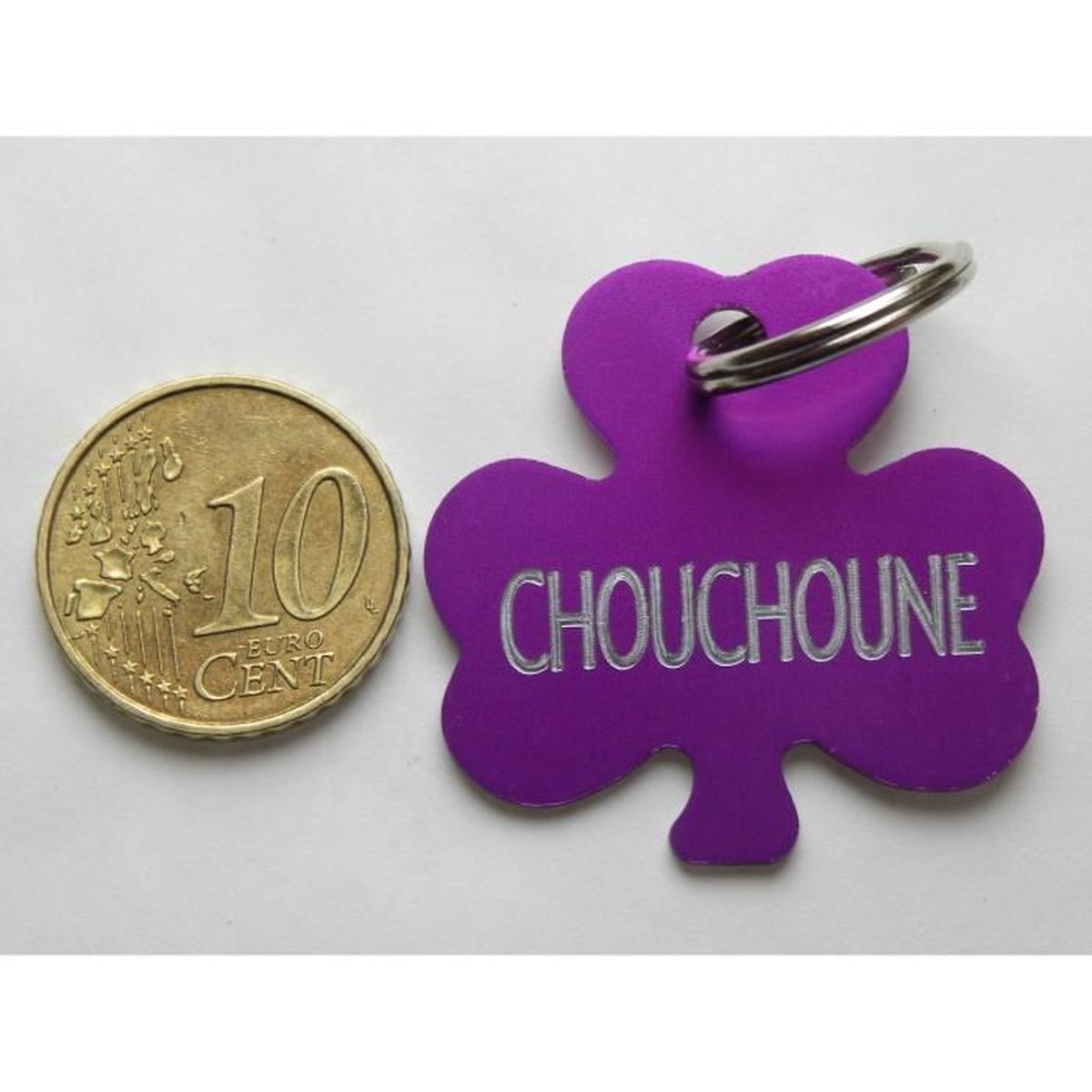 MEDAILLE GRAVEE CHIEN CHAT TREFLE FUSCHIA COLLIER GRAVURE 1 ou 2 faces