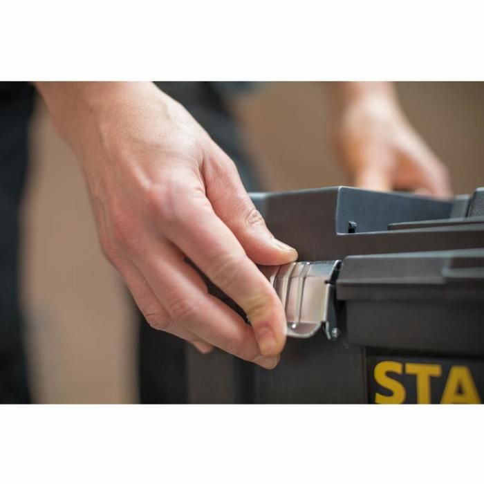 Boîte à outils vide Stanley by Black & Decker STST1-80151 noir/jaune 1 pc(s)
