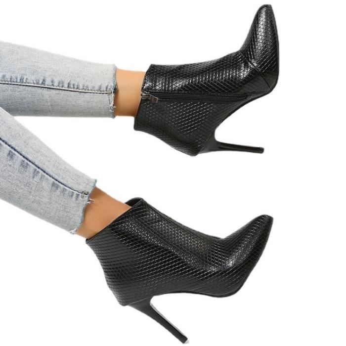 chaussure talon carré fermé