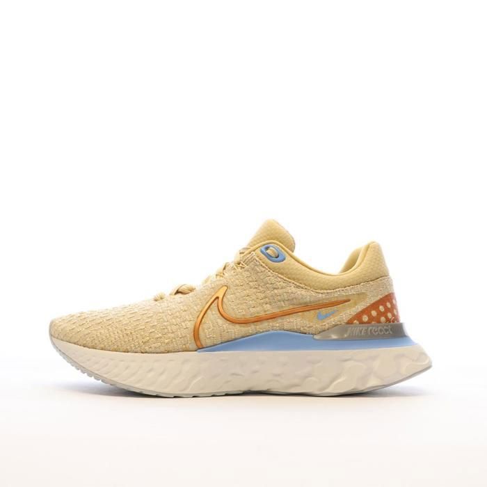 Chaussures de Running Beiges Femme Nike React Infinity Run FK