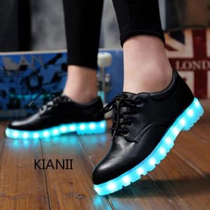 kealux LED Chaussures Low-Top Light Up Chaussures pour Femmes et Hommes LED Sneakers avec télécommande USB Chaussures de Chargement pour Adulte Unisexe 