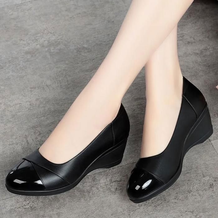 Escarpins noir en cuir avec fleurs amovibles | Anne Fontaine FR
