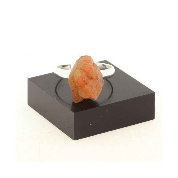 Pierres et Min raux. Bague Pierre de Soleil d Oregon brut. 14.47