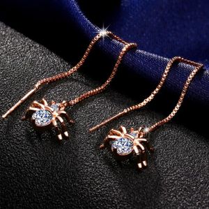 Chic Nouveau Boucle D/'oreille Noir Petit Clous Araignée Belle Manchette Boucles D/'oreilles Pour Femmes Lady
