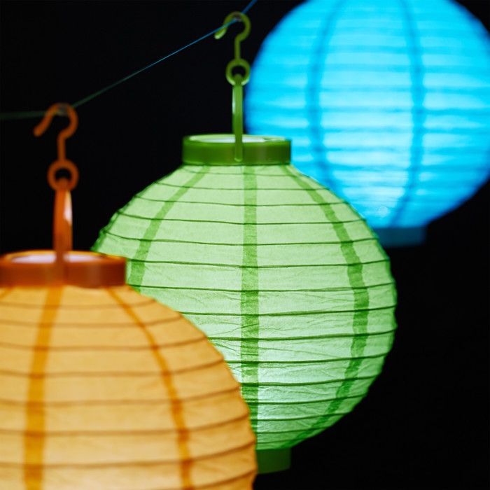10 x Lanterne en papier blanc avec LED et télécommande avec crochets de suspension | Lampions blancs
