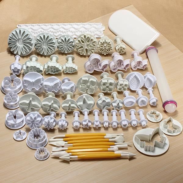 68 Moule Gâteau Pâtisserie Découpe Pâte Emporte Pièce Lisseur Rouleau Outil Noël