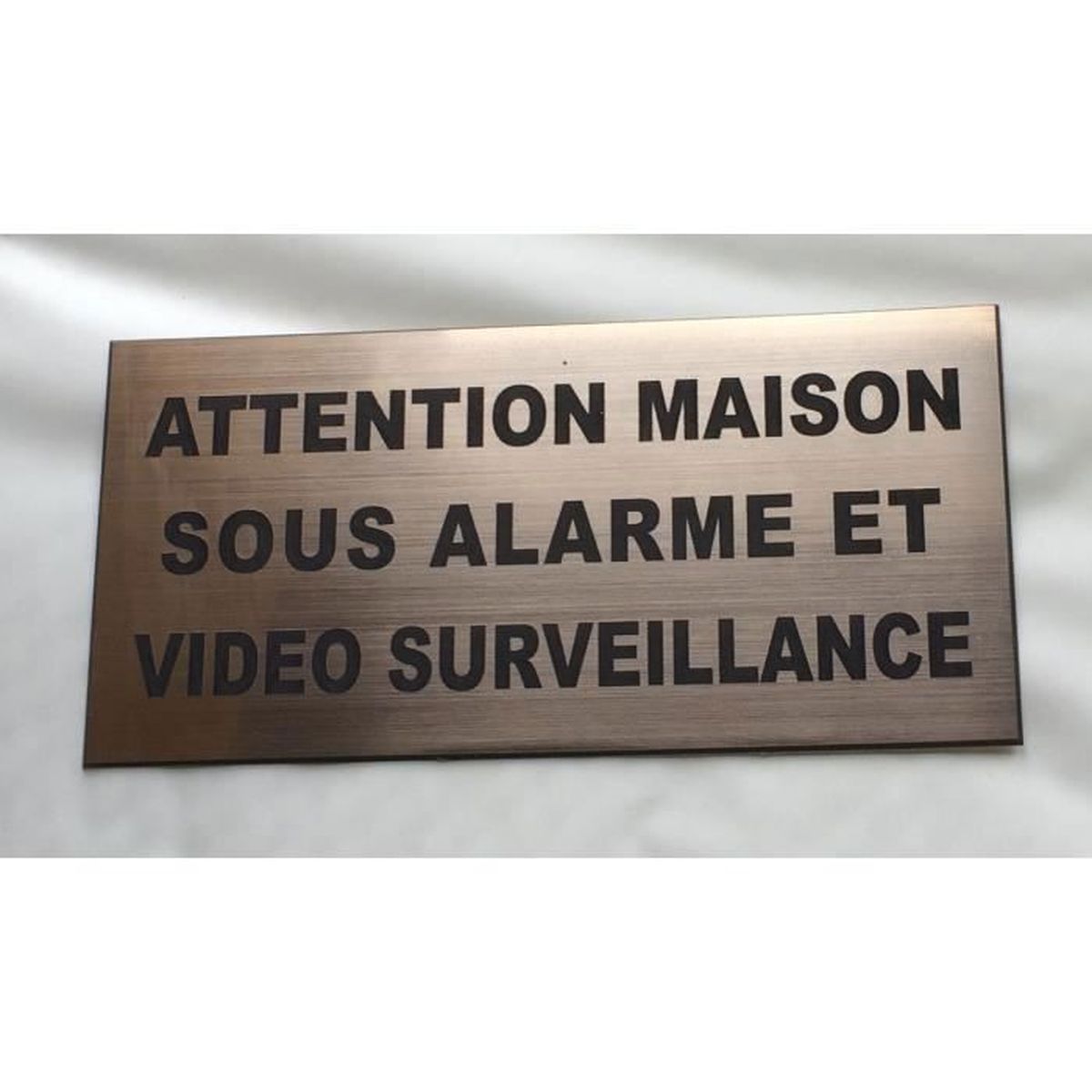 Plaque gravée panneau "ATTENTION MAISON SOUS ALARME ET VIDEO — free download
