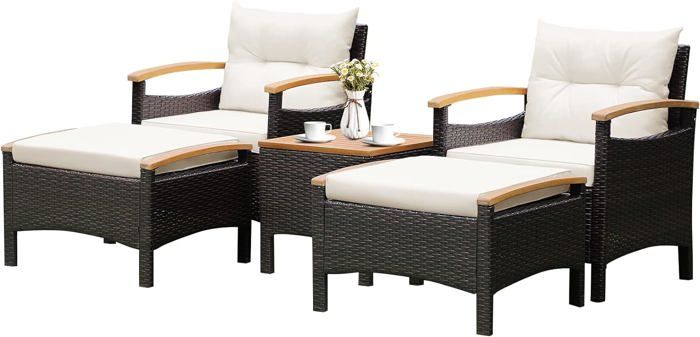 GOPLUS Salon de Jardin 5 Pièces-Fauteuil en Rotin PE et Ottomanes avec Coussins et Table Dappoint avec Plateau en Bois dAcacia