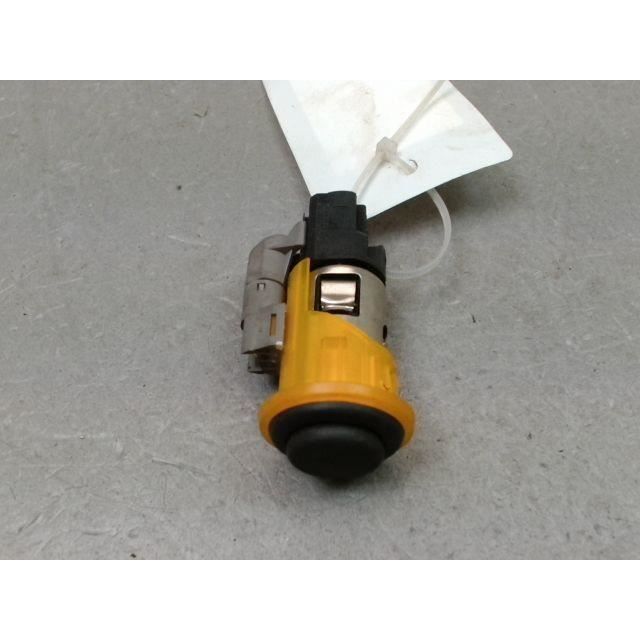 Prise Allume-cigare MangWany Pour Renault Megane, Clio, Kangoo, Duster, Logan, Sandero - 7700436354