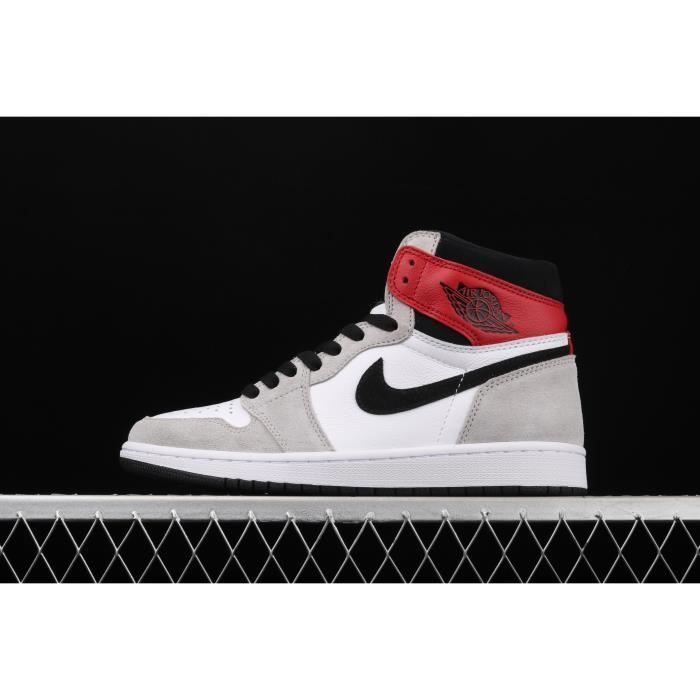 صوص الصويا Baskets Montantes Air Jordan 1 Homme et Femme Gris et Rouge Gris ... صوص الصويا صوص الصويا Baskets Montantes Air Jordan 1 Homme et Femme Gris et Rouge Gris ... صوص الصويا