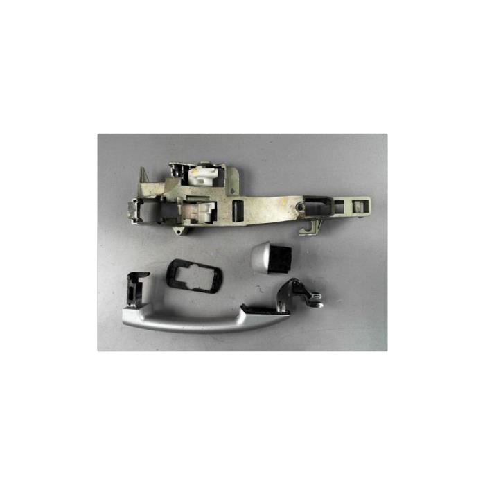BUTEE DE POIGNEE POIGNEES POIGNEE EXTERIEURE KIT CARROSSERIE PORTE ARRIERE DROIT PEUGEOT 407 SW 9101ER PIÈCES D'OCCASION.