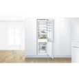 Réfrigérateur combiné intégrable à pantographe 265L A++ Bosch KIS86AFE0 avec VitaFresh Plus-3