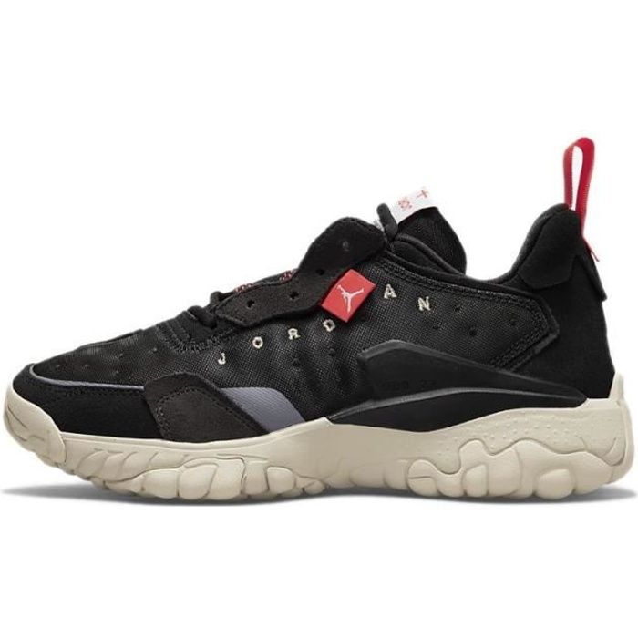 Basket Nike W JORDAN DELTA 2 - Réf. CW0913-012. Couleur : Noir. Détails. -  Tige en mesh synthétique. - Semelle intermédiaire en Noir - Cdiscount  Chaussures