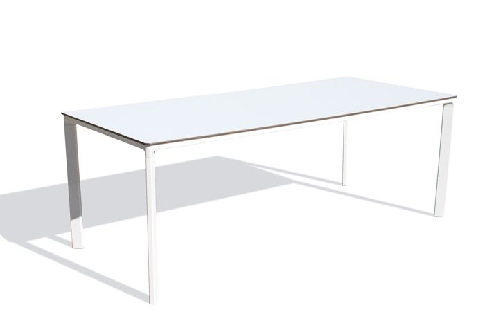 table de jardin - ezpeleta - 8 places - aluminium laqué - peinture epoxy blanc