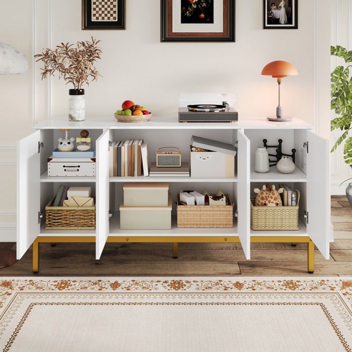 Buffet bas 140 cm blanc brillant 4 portes avec étagères réglables pieds métalliques dorés JOINERY