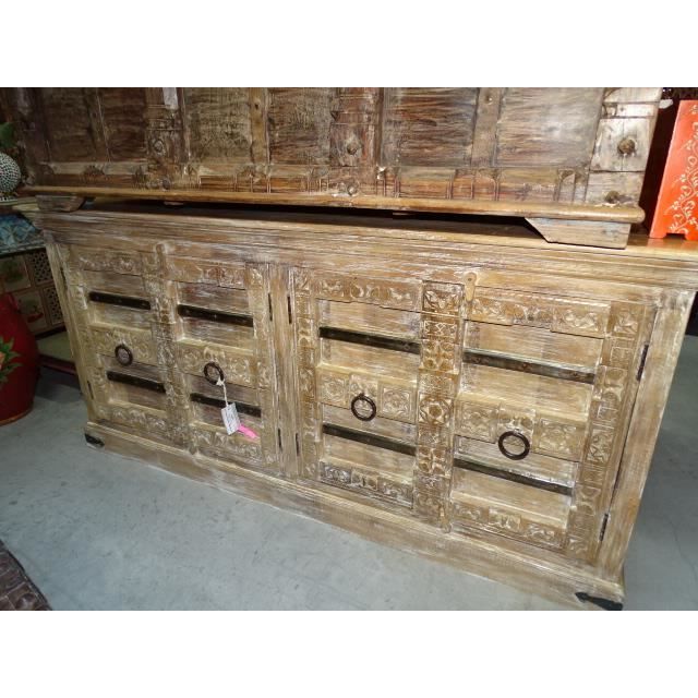 Grande enfilade avec portes sculptées et traverse en acier 184 cm