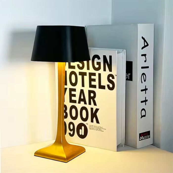 Lampe de table rechargeable LED – Modèle Anna - Doré