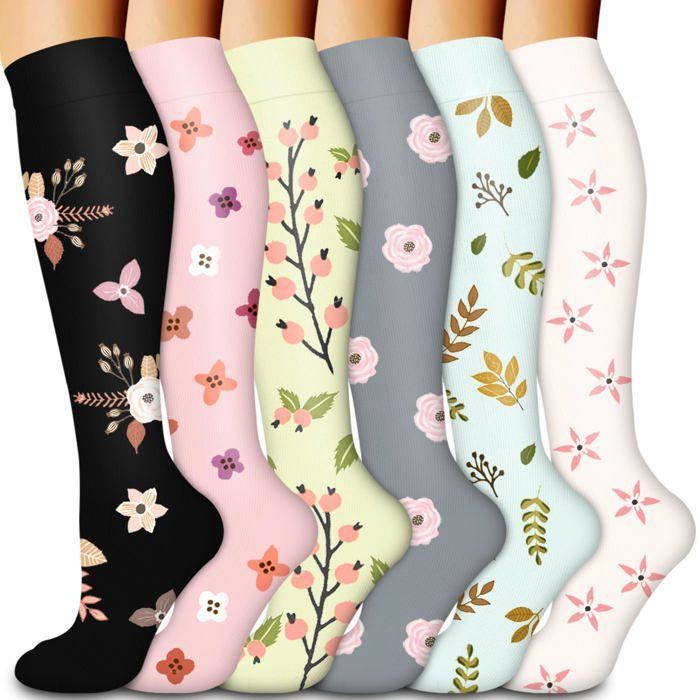 Chaussettes de compression pour hommes et femmes (6 paires) avec soutien multicouche adaptées à la course et aux sports.