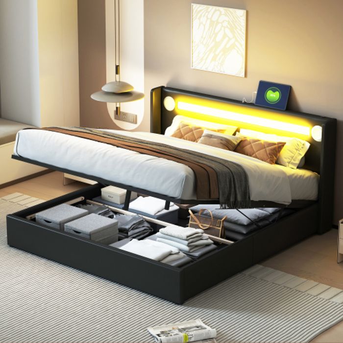 Lit coffre 160x200 cm Lit rembourré Lit double Lit avec barre lumineuse LED lecteur Bluetooth et recharge USB - SWEIKO - Noir Lit coffre 160x200 cm Lit rembourré Lit double Lit avec barre lumineuse LED lecteur Bluetooth et recharge USB - SWEIKO - Noir