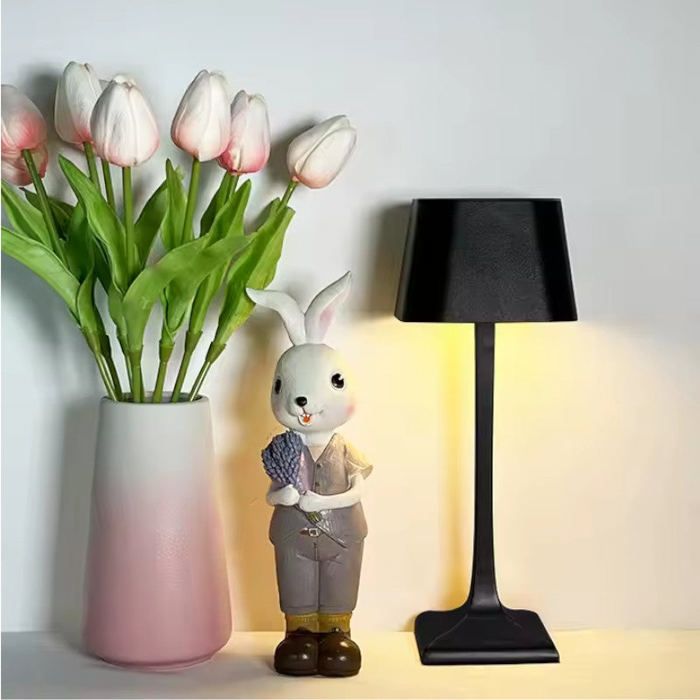 Lampe de table rechargeable LED – Modèle Anna - Noir Lampe de table rechargeable LED – Modèle Anna - Noir