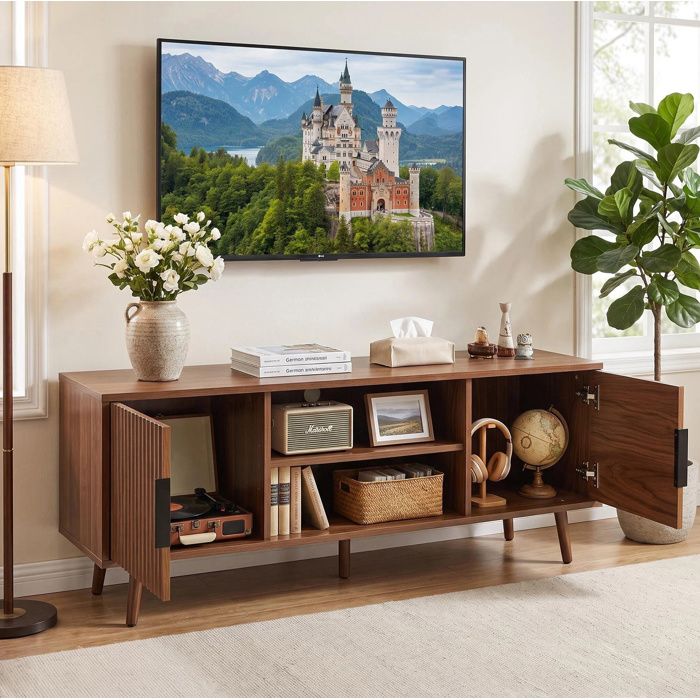 Meuble TV avec 2 Portes Étagère Ouverte et 2 Passe Câbles Style Rétro pour Salon en MDF 138×39 1×49 cm Noyer