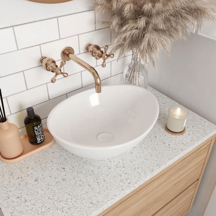 Lavabo à poser en céramique blanche ovale - REA - Sofia Mini - Fonctionnel et moderne