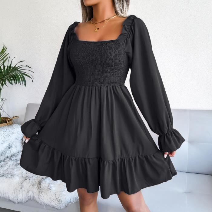 Robe noire courte evasee sales