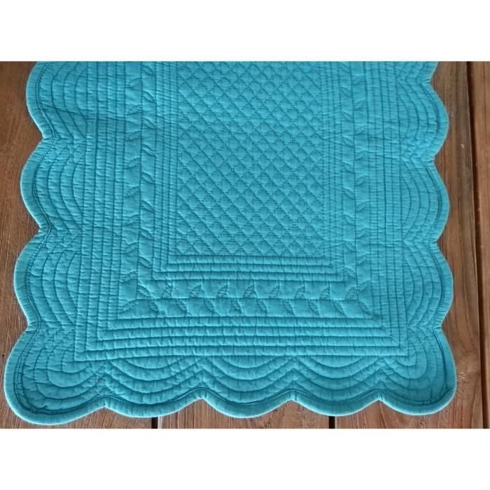 Set de table rectangulaire en boutis