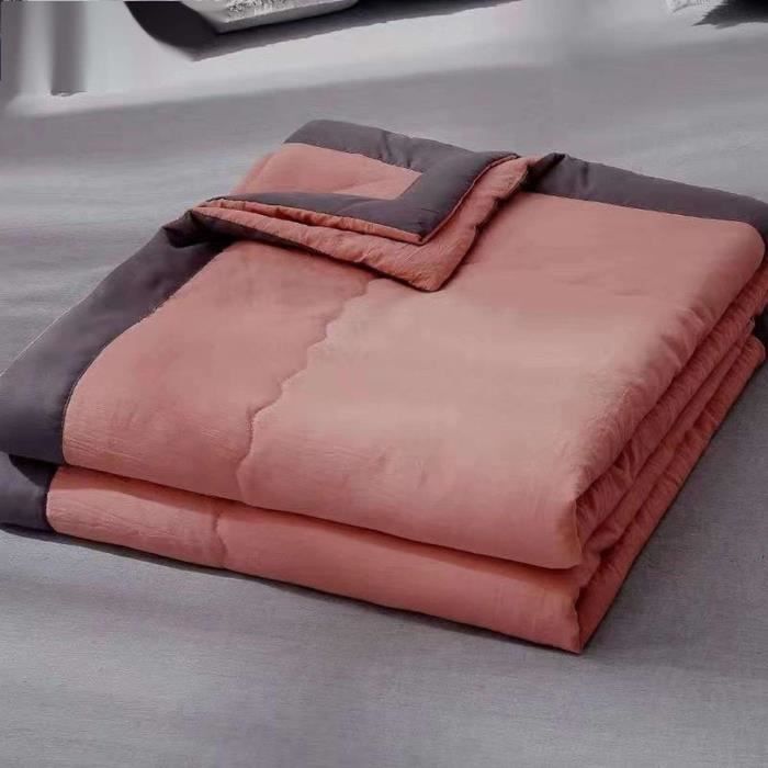 Charpente En Cours D’assemblage Dans Nos Ateliers. Fermettes De 21