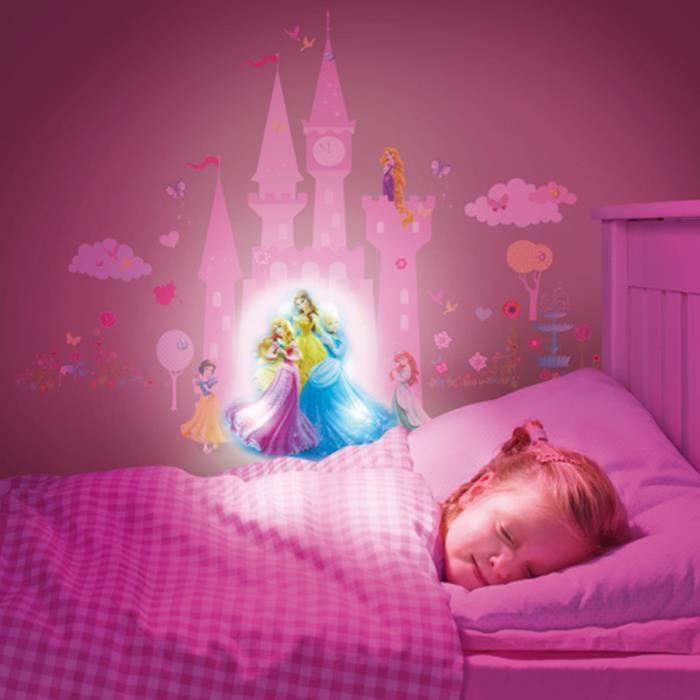 DISNEY PRINCESSES Lampe Veilleuse et Stickers
