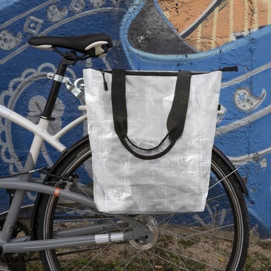 Hapo-G Panier Arrière Vélo Métal Robuste 40x31x17cm - 20 Litres, Fixation Crochets - Idéal Courses & Balades
