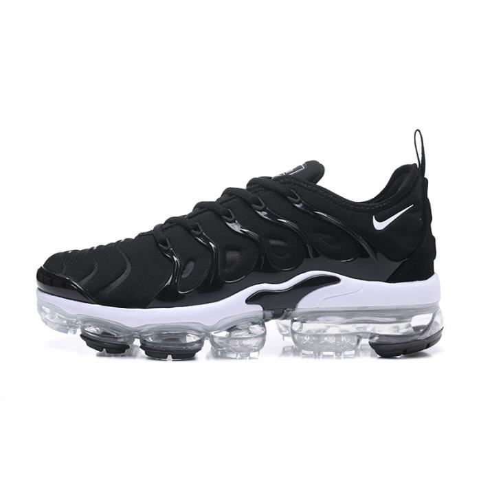 tn vapormax noir et blanc