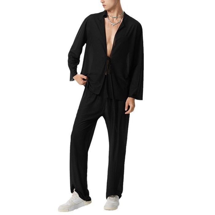 Pyjama transparent outlet
