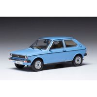 Miniatures montées - Volkswagen Polo (MK I) bleu clair 1975 1/43 IXO