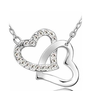 Collier coeur entrelacé