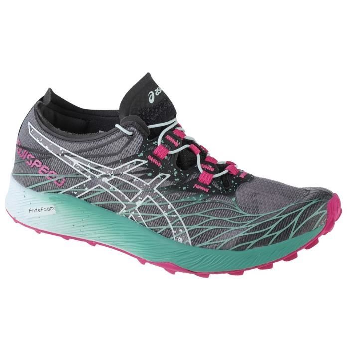 Baskets de running ASICS Fujispeed pour femme en toile noire Noir