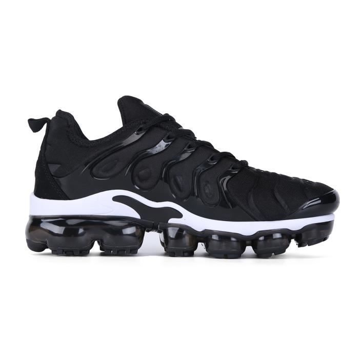 Vapormax plus 2025 noir blanc