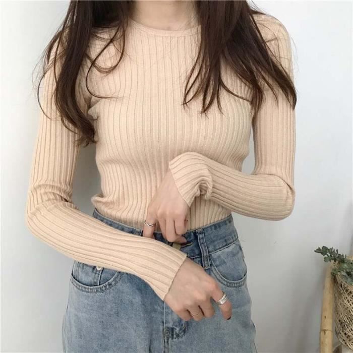 Pull moulant femme sale