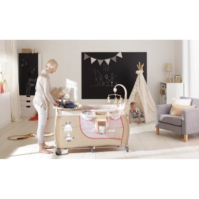 Hauck travel outlet cot giraffe