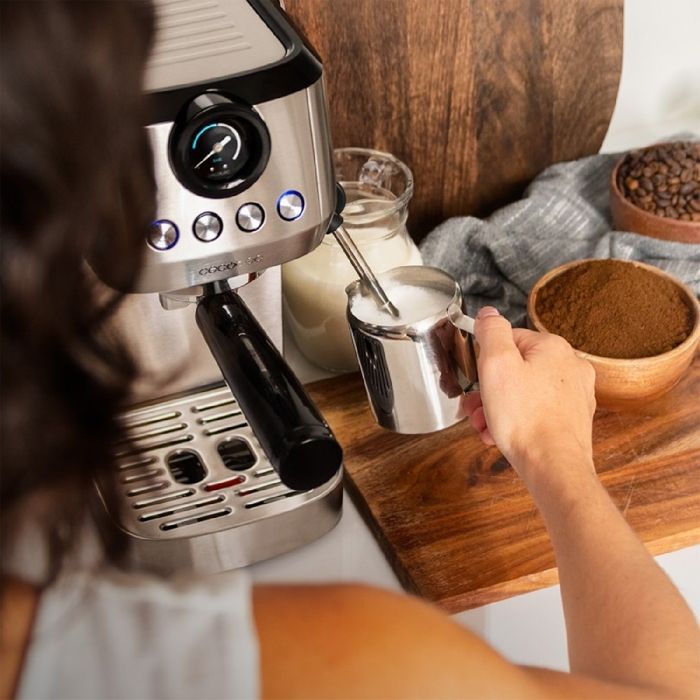 Cecotec Machine A Café Expresso Semi-Automatique Power Espresso 20 Cream Cafetiere Semi Automatique 20 Bars Reservoir A Lait 700 Ml Systeme De Chauffage Thermoblock Pompe Puissante Force Aroma Cecotec Machine A Café Expresso Semi-Automatique Power Espresso 20 Cream Cafetiere Semi Automatique 20 Bars Reservoir A Lait 700 Ml Systeme De Chauffage Thermoblock Pompe Puissante Force Aroma