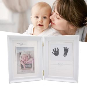 WE-HYTRE Cadre photo pour bébé - Empreinte de main et de pied de bébé avec  tampon - Cadre photo de première année pour bébé de 12 mois