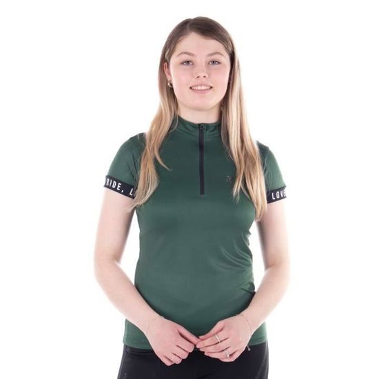 Femme En Chemise à Manches Longues Verte Et Pantalon Noir Debout Sur Tapis De Yoga Rose Jzhwbgzxmwe