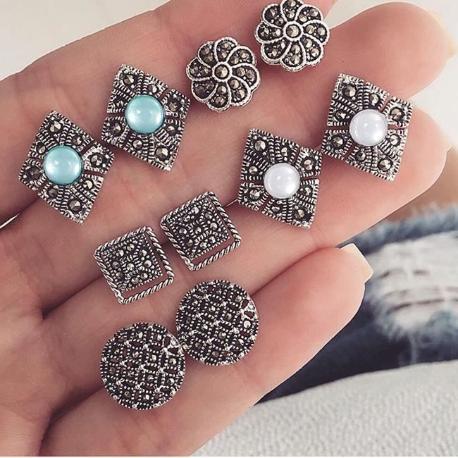 2 Ct Bleu Diamant Rond Boucles d'oreilles Clous Véritable 14K Solide Or Blanc Vis Arrière 2 Ct Bleu Diamant Rond Boucles d'oreilles Clous Véritable 14K Solide Or Blanc Vis Arrière