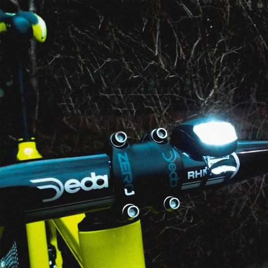 VeloChampion Quick Fix Kit declairage a Fixation Rapide eclairage en Silicone Avant et Arriere Bicycle Light Set