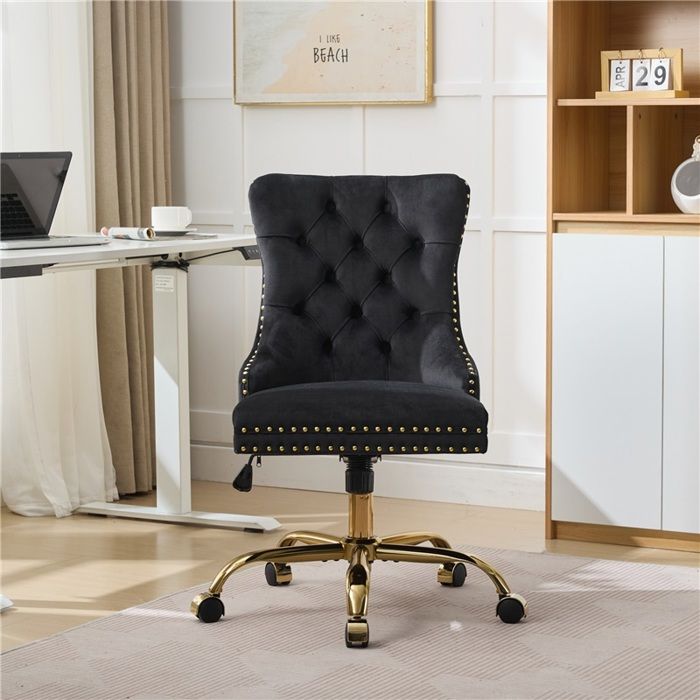 Chaise de bureau ergonomique en velours noir avec capitonnage boutonné et pieds dorés hauteur réglable Chaise de bureau ergonomique en velours noir avec capitonnage boutonné et pieds dorés hauteur réglable