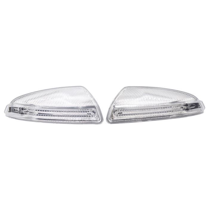 Une paire de clignotants de rétroviseur extérieur pour mercedes-benz classe C W204 C250 C300 200