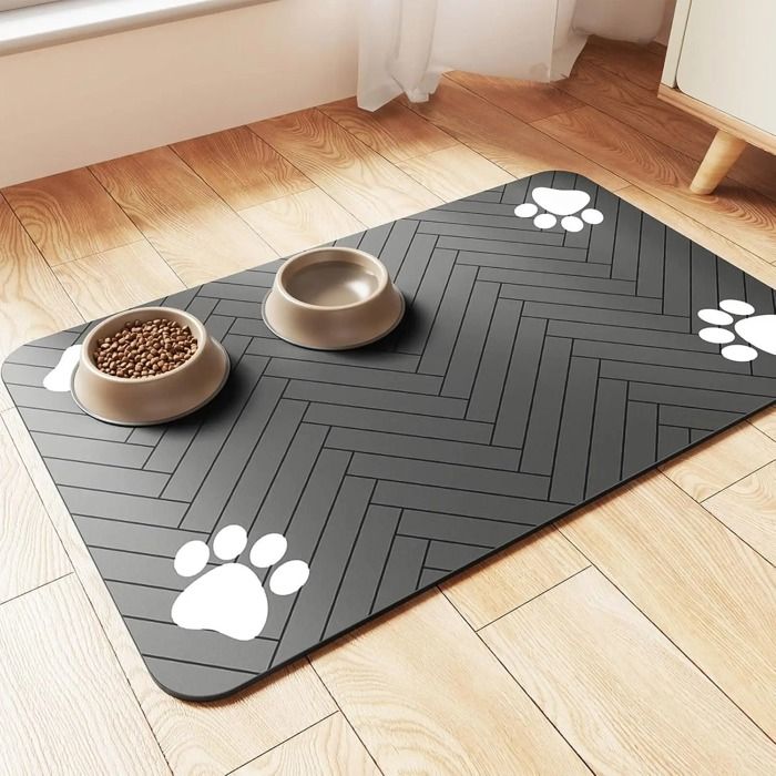 Meilleurs prix pour Tapis de Gamelle 30×50 cm pour Chien Chat – Absorbant, Antidérapant, Imperméable, Séchage Rapide – Noir – Gamelles non incluses